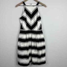 Adrianna Papell Dress Womens Size 6 Black White Striped Sleeveless A-Line Casual