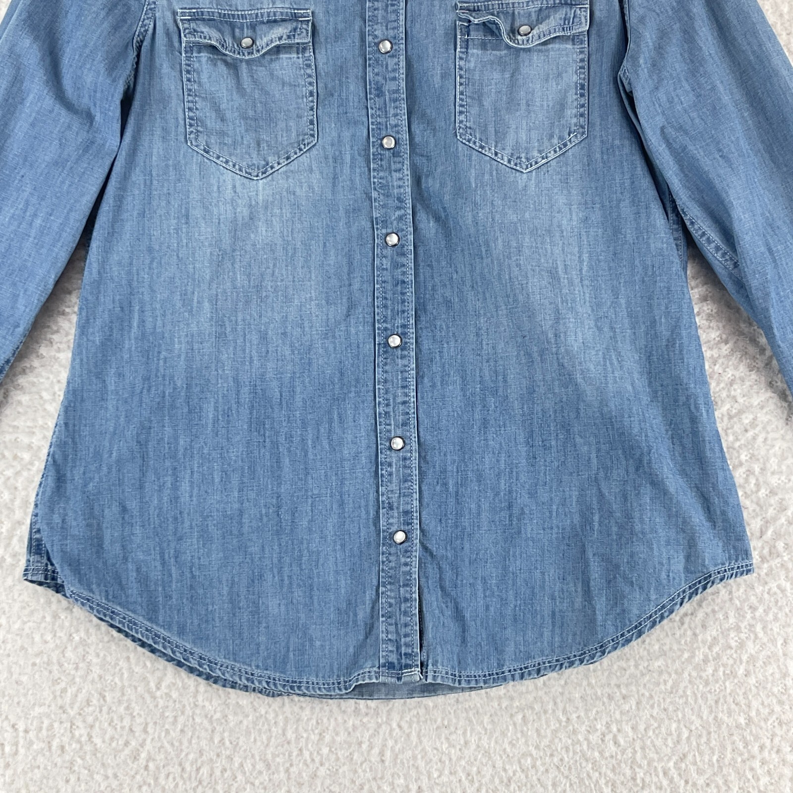 Natural Reflections Snap Button Shirt Womens Medi… - image 6