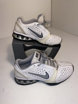 NIKE WOMEN'S REAX ROCKSTAR 415355-103 WHITE RUNNING SHOES SNEAKERS. SIZE: 6.5