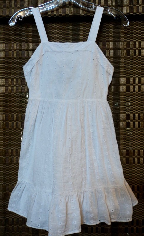 Cat & Jack Girl's Eyelet Easter Dress. Sz. L (10/12). Pretty!