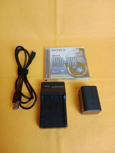 Nice Retro Vintage Sony Mini DVD Camcorder . For Parts Only - Picture 7 of 8