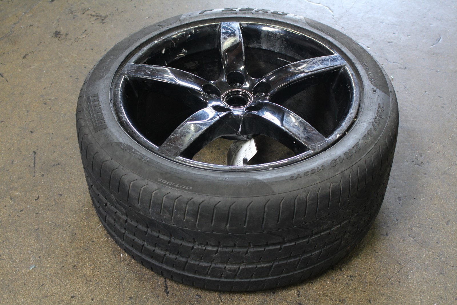 Ferrari California T, Rear Wheel, Scuffed, Used, P/N 291342
