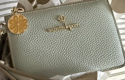 Nanette Lepore Mint Pebbled Leather Zip Wristlet Wallet Card Holder w/ ID Window