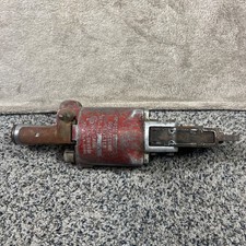 Chicago Pneumatic CP-0351 Compression Rivet Squeezer