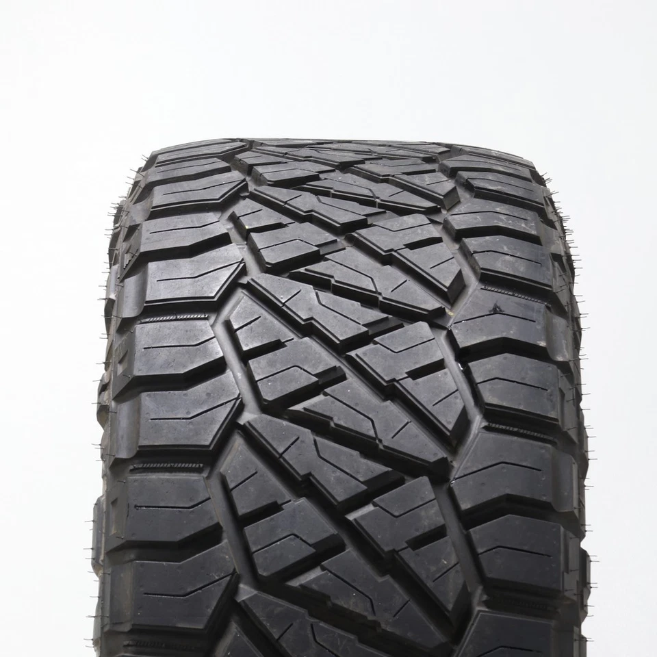 Pinza Nitto Ridge 116Q - 13/32 Driven Once 305/60R18 Foto 3 de 4