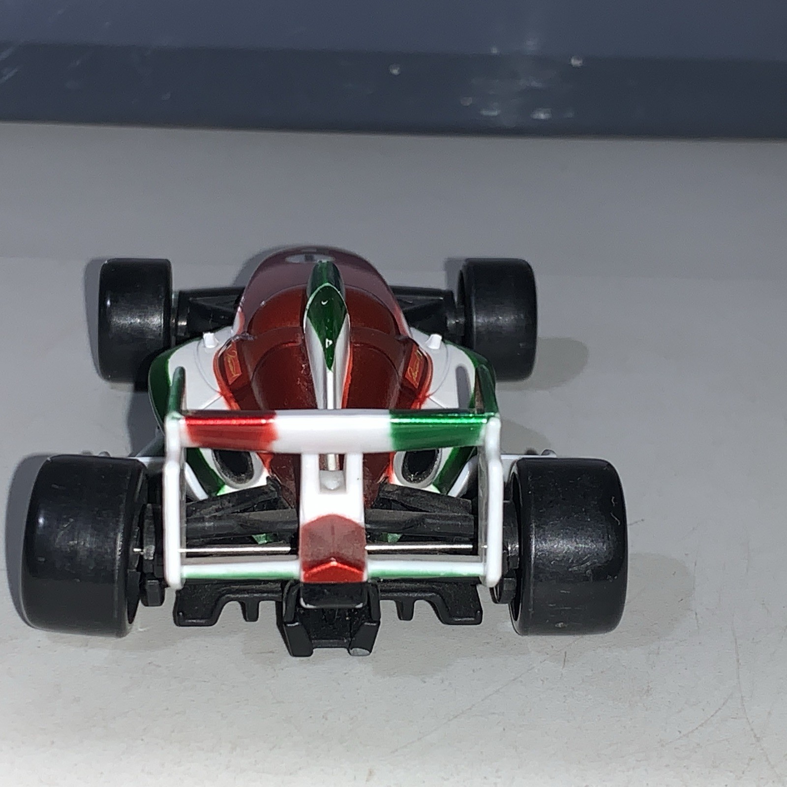 Foto 8 di 16