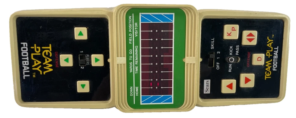 Juego portátil vintage COLECO Team Play Football Sears 1978 funciona sin batería Cove Foto 2 de 4