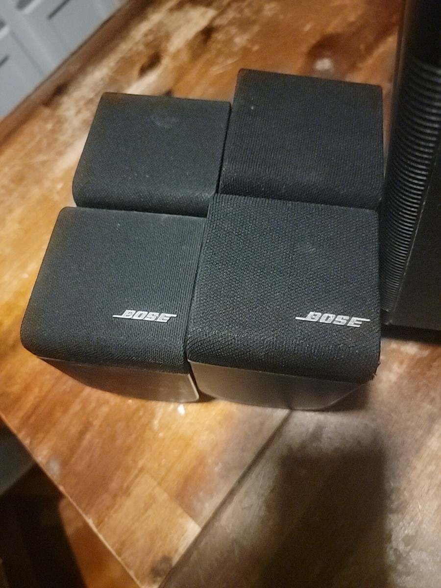 Bose Acoustimass Home Theatre Speaker System Cubes with