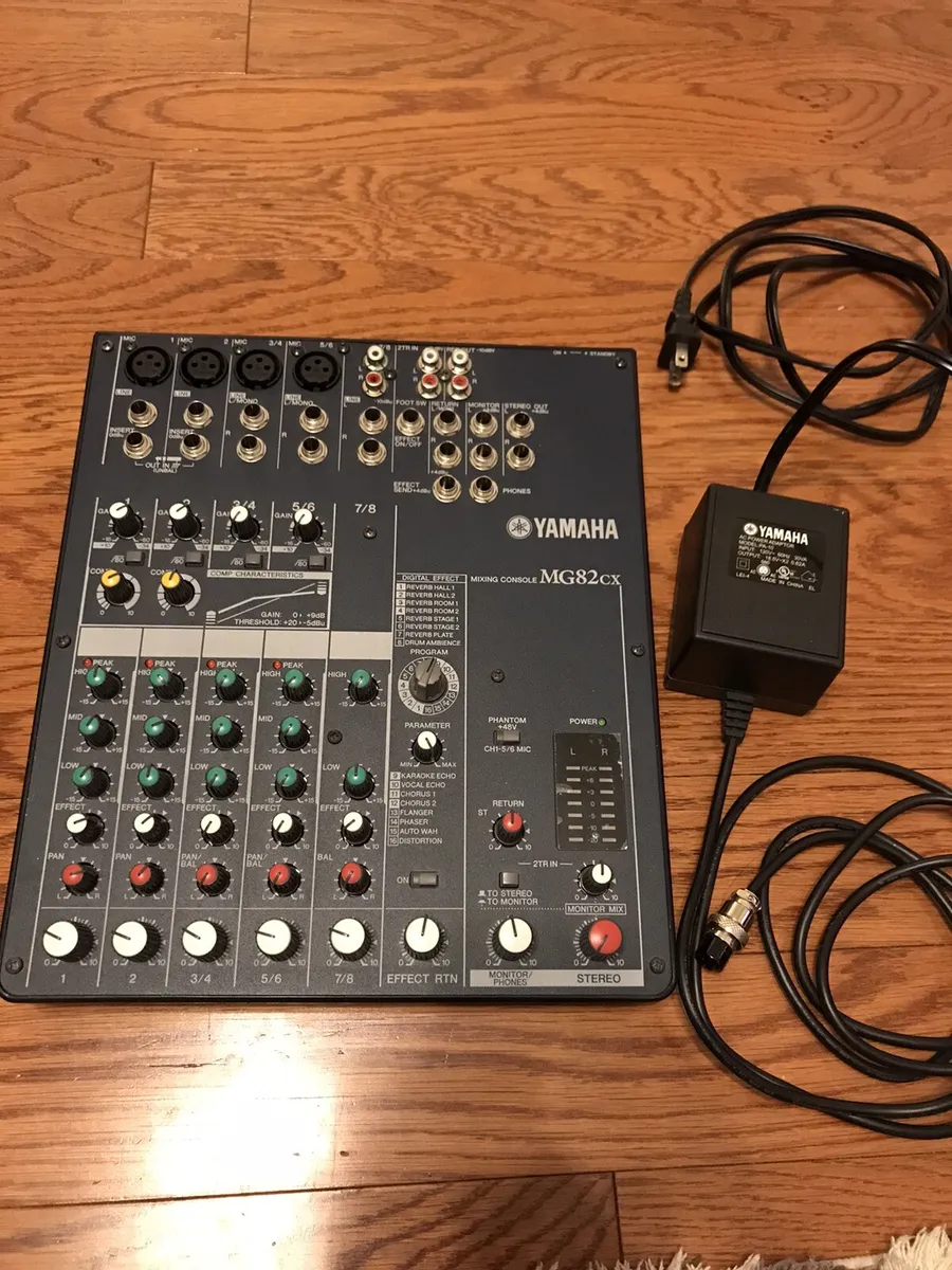Yamaha MG82CX Profess. Audio Mixing Console Analog Mixer.