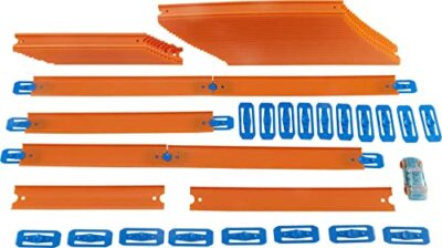 Hot Wheels FTL69 Auto und Mega Track Pack 13 Meter Autorennbahn Spielzeug Kinder
