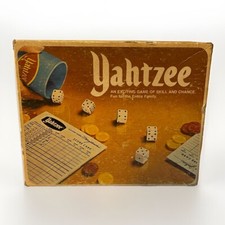 VINTAGE Yahtzee 1975 Dice Board Game E.S. Lowe Classic Milton Bradley Complete