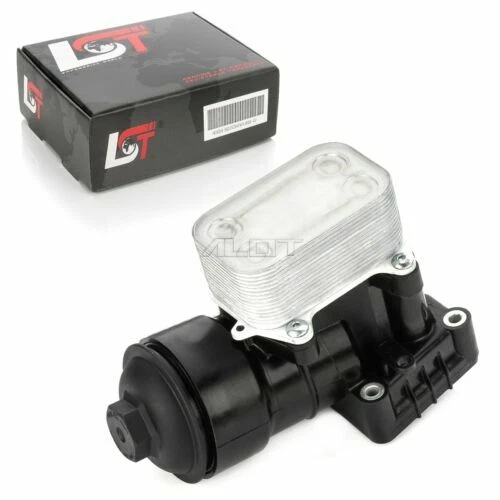 Radiatori dell'olio e condotti per il raffreddamento del motore dell'auto