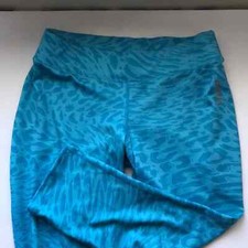 Reebok Blue Pattern Cropped Leggings, size S
