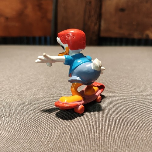 Walt Disney Donald Duck On A Skateboard PVC Figure Applause 1980s - Picture 4 of 9