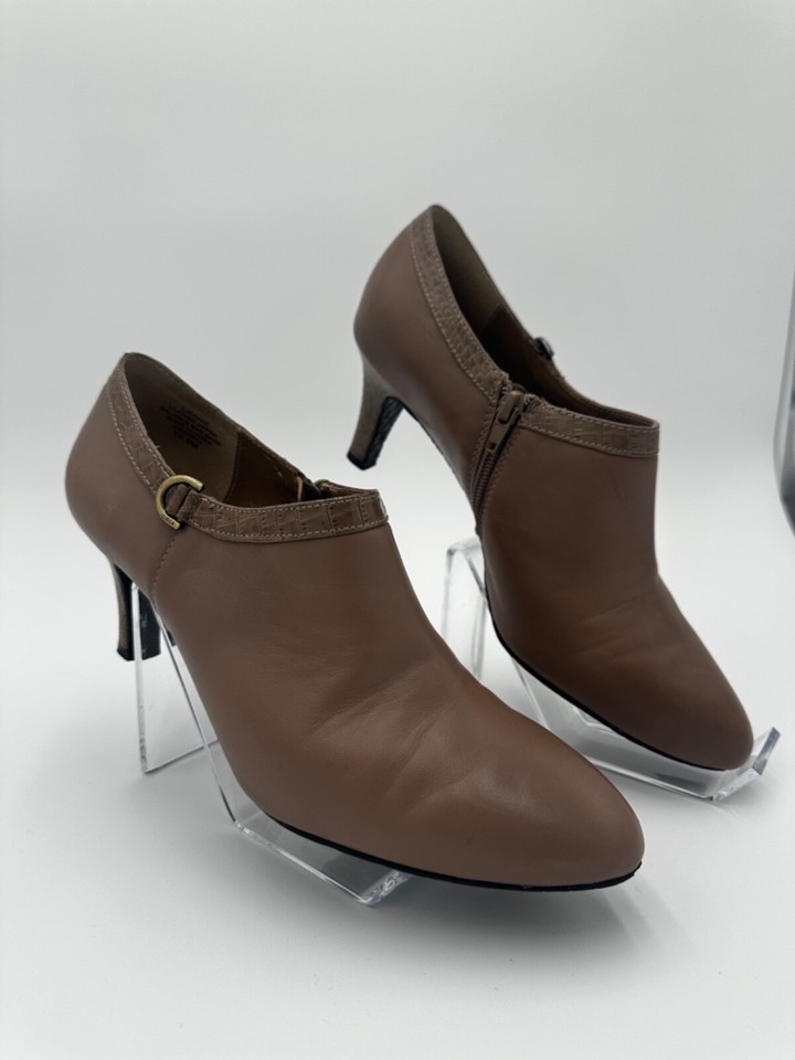 Joan and David Luxe Chace taupe ankle bootie 10.5 eBay