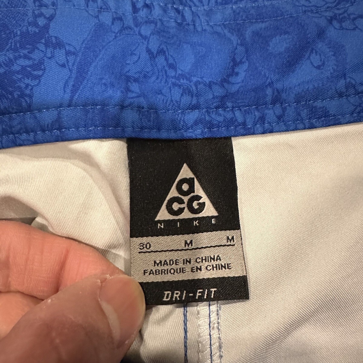 NIKE ACG WVN SHORT BLUE GALE 水色ドローコード付き NIKE ACG WVN SHORT BLUE GALE 水色ドローコード付き - メルカリ
