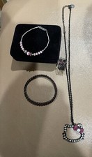 HELLO KITTY NECKLACE  Bracelets 2  1 Ring