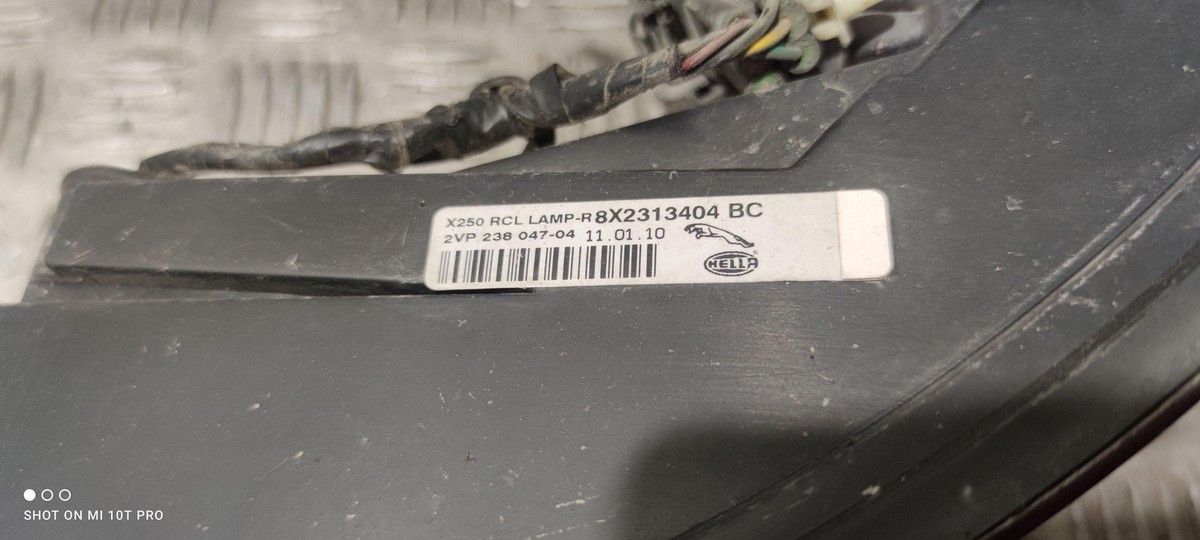 JAGUAR XF X250 Rücklicht hinten links 8X2313404BC 3.00 Diesel 