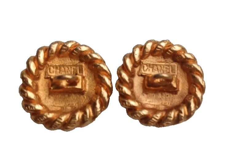 VINTAGE CHANEL Gold-Tone CC Logo Buttons – 24mm – Authentic – Set of 2 – Upcycle - Image 4 of 4