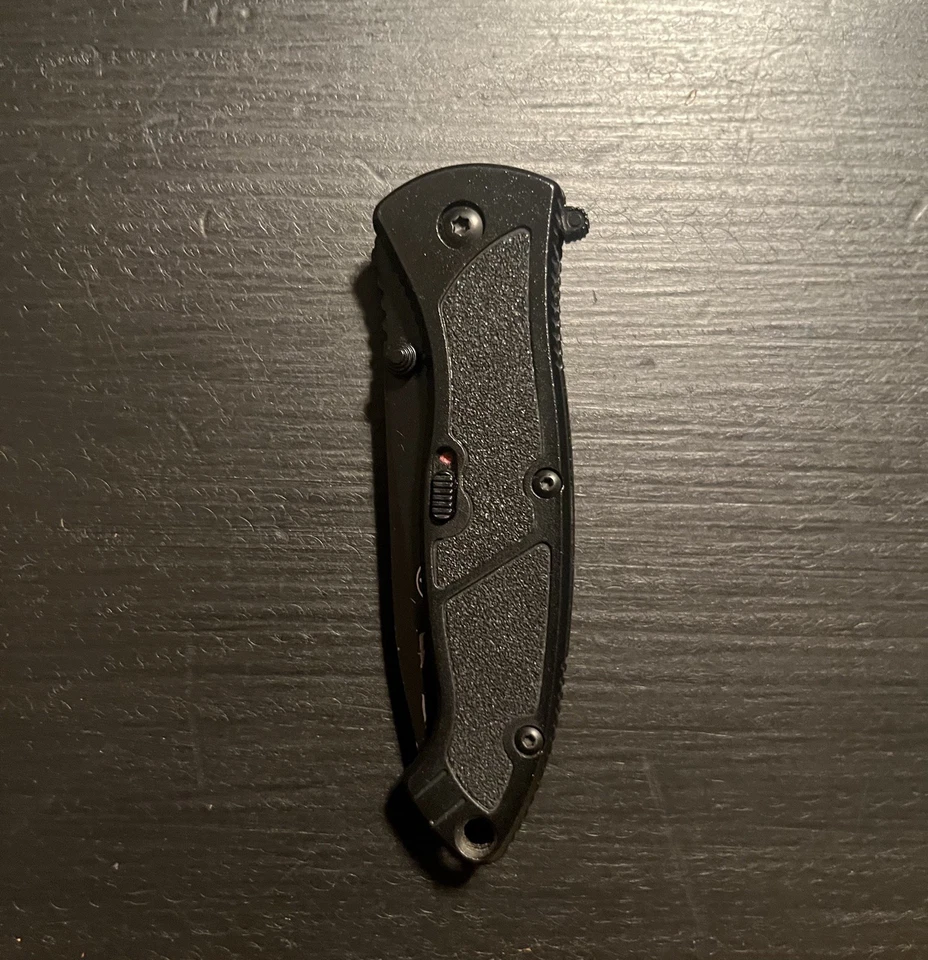 Cuchillo plegable de apertura asistida Smith & Wesson® Medium S.W.A.T.® M.A.G.I.C.® Foto 4 de 4