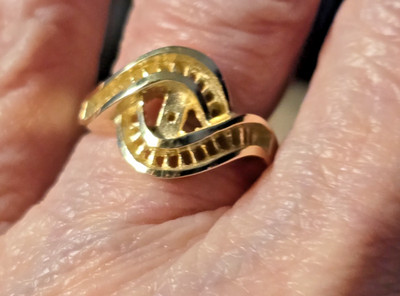 14K yellow gold ladies  ring mounting/setting  3.6dwt  Ready to add gemstones!
