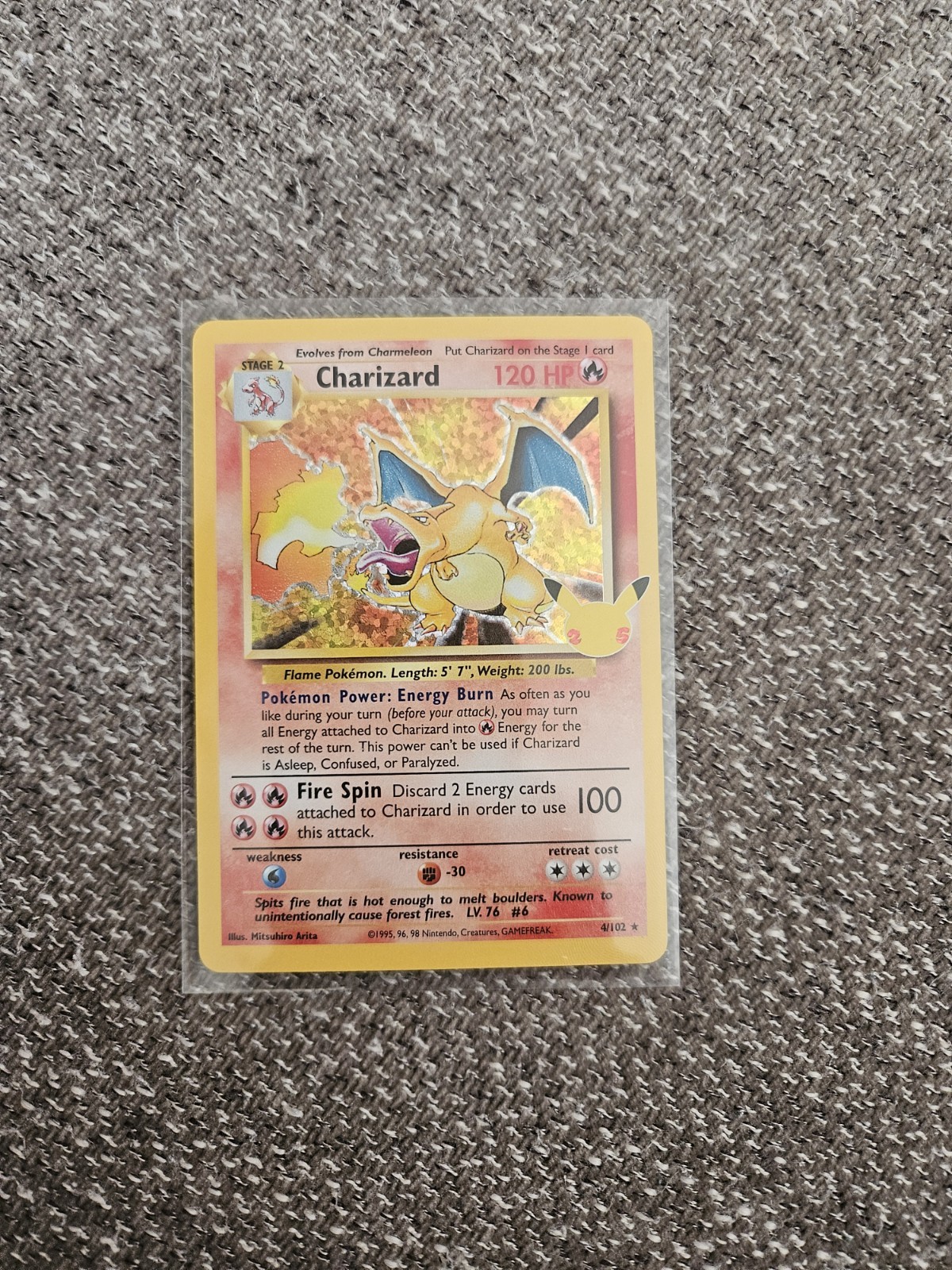 Pokémon TCG Celebrations Classic Collection Charizard Holo NM 4/102
