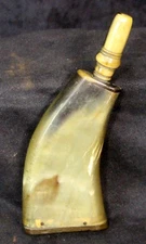 Antique Horn Flattened Powder Flask for Pistol JM59