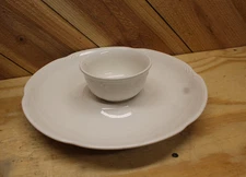 PFALTZGRAFF USA chip and dip, platter. White 2 pc.