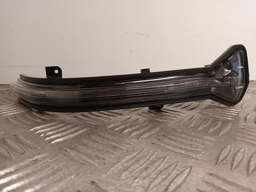 2018 BMW 6 Series O/S Drivers Right Door Mirror Indicator 74146519