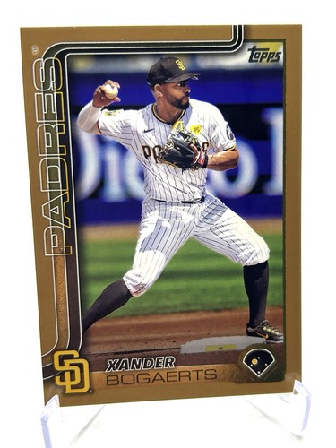 Xander Bogaerts [Gold] #19 2025 Topps card