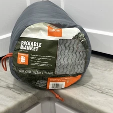 Ozark Trail Outdoor Equipment - Packable Blacket - 60in x 70in