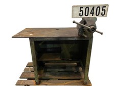 Schweißtisch Richttisch Werktisch Werkbank Stahltisch mit Schraubstock 50405