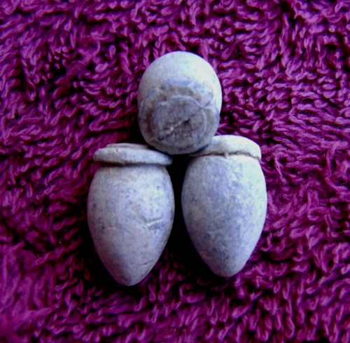 (3) .36 CALIBER ST. LOUIS ARSENAL TEAR DROP PISTOL BULLETS (PORT HUDSON)