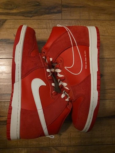Size 10 - Nike Dunk SE High First Use Pack - University Red