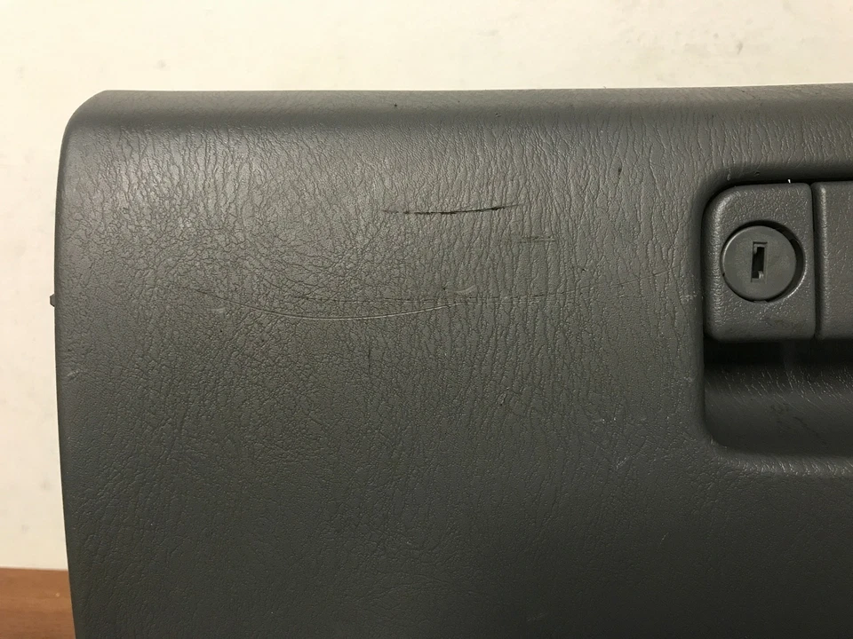 Guantera Mazda MPV 2004 #177 Foto 2 de 4