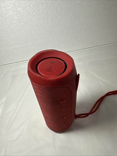 JBL Flip 4 Portable Bluetooth Speaker - Red - Picture 5 of 9