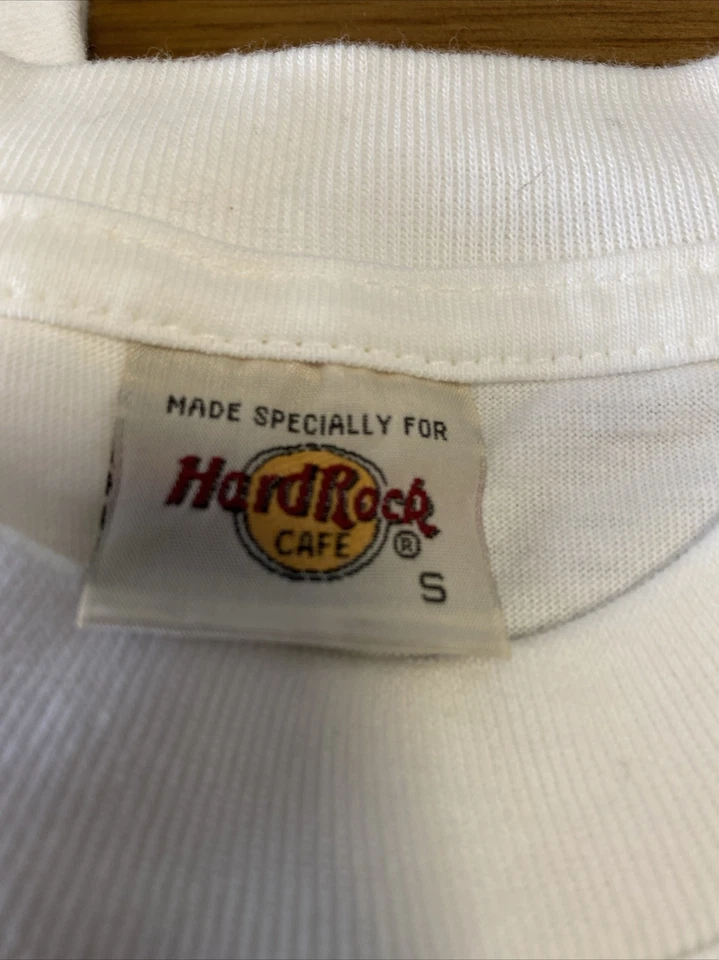 The Wiggles Party Time 20 Years T-Shirt Small White Made For Hard Rock Cafe - image 2 of 4