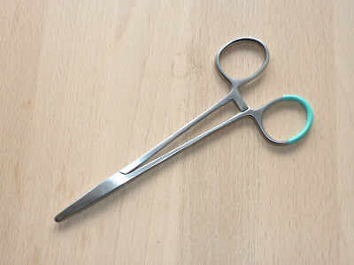 Hartmann Nadelhalter Mayo-Hegar gerade 14cm unsteril Einmalinstrument 