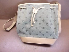 GIANI BERNINI Tote w/Shoulder Strap Signature Logo Tan Slide Closure Exc. Cond.