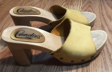 VINTAGE 80s CANDIES YELLOW SUEDE MULE PLATFORM SANDAL SHOES MADE IN ITALY SIZE 7