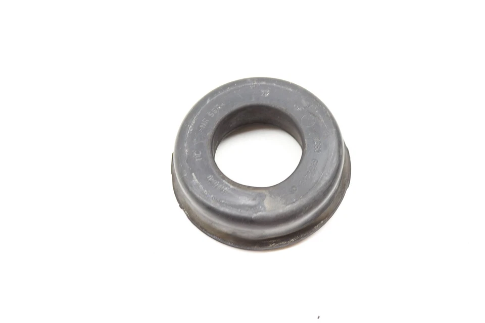 2014-2016 BMW 428I - REAR Upper Spring PAD 6764419 - Image 2 of 4