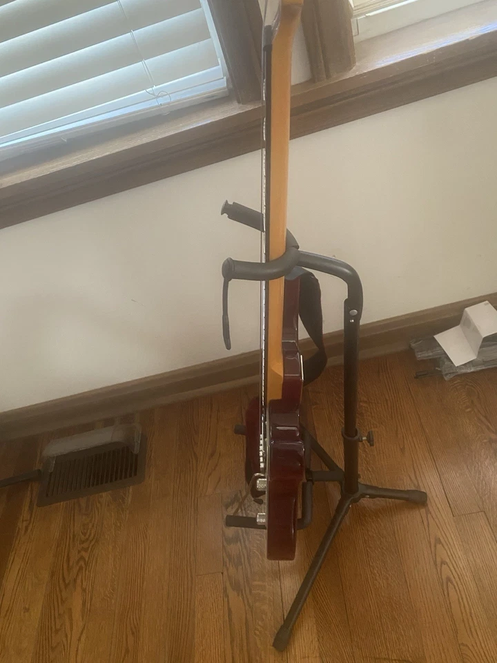 Guitarra Eléctrica Yamaha Pacifica PAC612VIIFMXFRD - Roja Cocida Foto 4 de 4