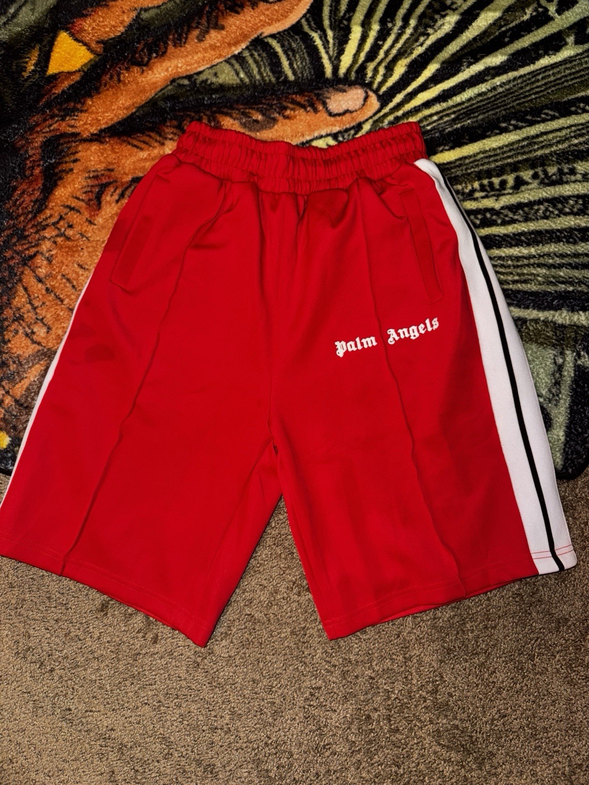 Picture 1 of 2