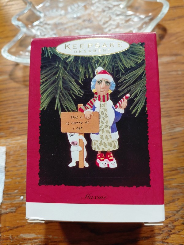 1996 Hallmark Ornament MAXINE signed by Artist