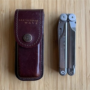 Original Leatherman Wave Stainless Steel Multi-Tool with Vintage Leather Sheath
