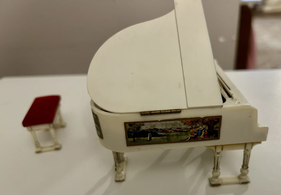 1964 Ideal Petite Princess Dollhouse Royal Grand Piano Complete - Image 4 of 4