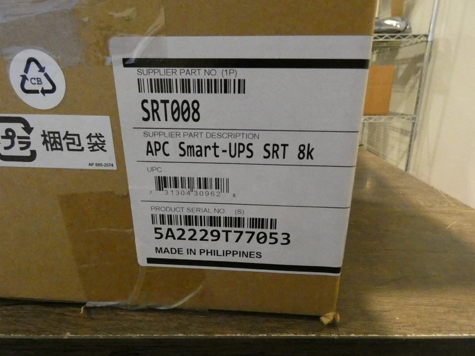 APC Smart-UPS SRT008 Power Distribution Unit 50/60Hz 208/240 VAC 640-3014G-Z - Image 2 of 4