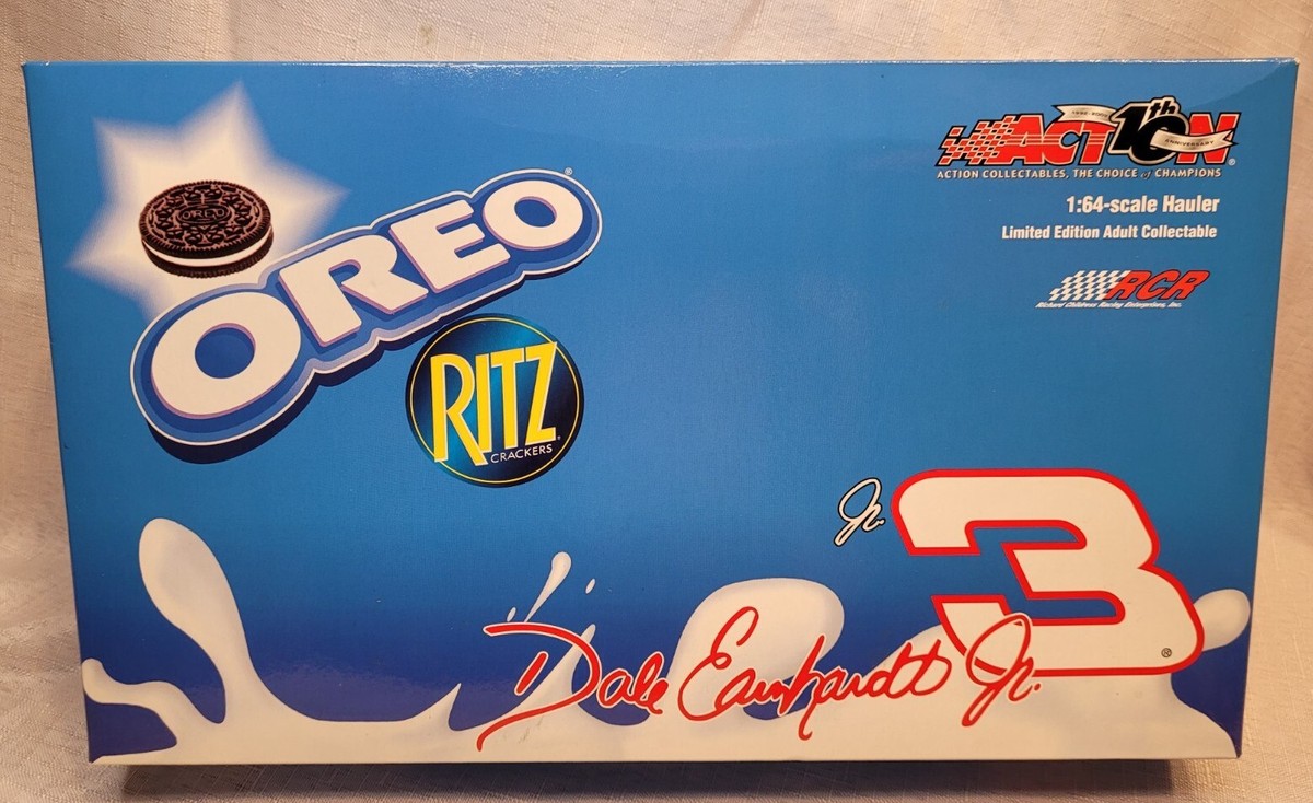 Dale Earnhardt Jr #3 Oreo/Ritz 2002 Nascar Hauler 1:64 Diecast