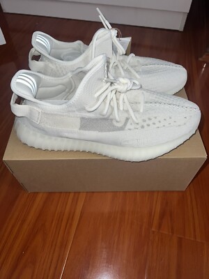   Adidas Yeezy Boost 350 V2- Bone  Size 11  