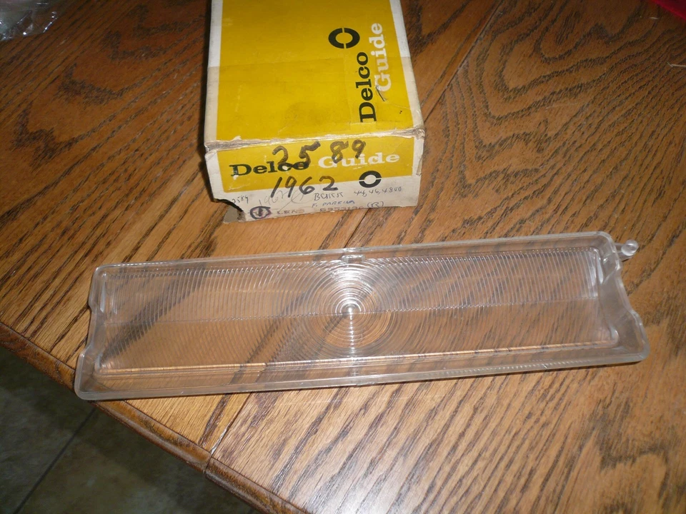 Buick Electra Invicta 1962 Lesabre luz de estacionamiento lente derecha 5953196 nos Foto 2 de 2